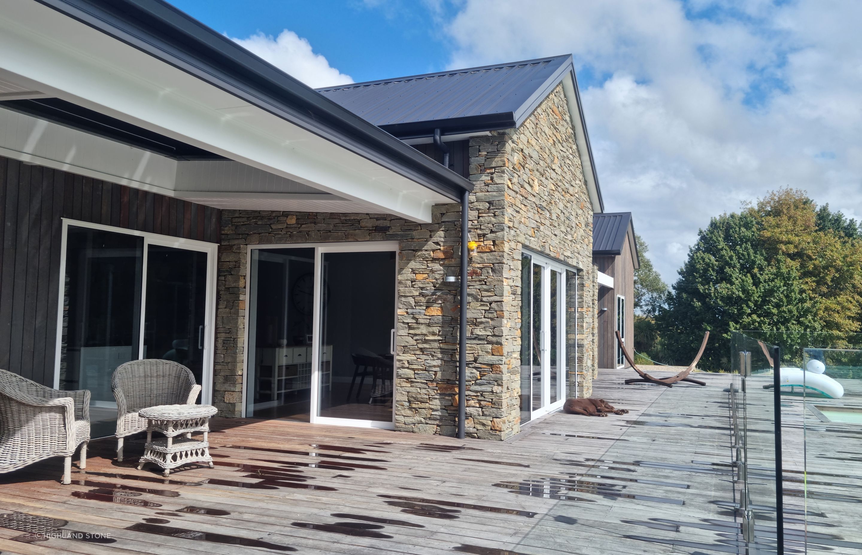 Cluden schist, the stone used at Aspin Road, is a metamorphic rock found in the Southern Alps of New Zealand. Favoured for its striking dark green colour and gorgeous natural orange and yellow flecks, the stone captures that rustic farmhouse feel popular with rural homeowners and architects alike.