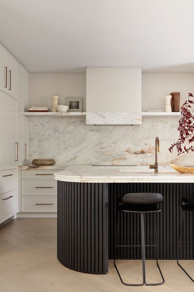 First Blush by Smac Studio and Van Rooijen Meyers Architects | Construction by Airth Building | Styling by Clare Delmar | Photography by Anson Smart