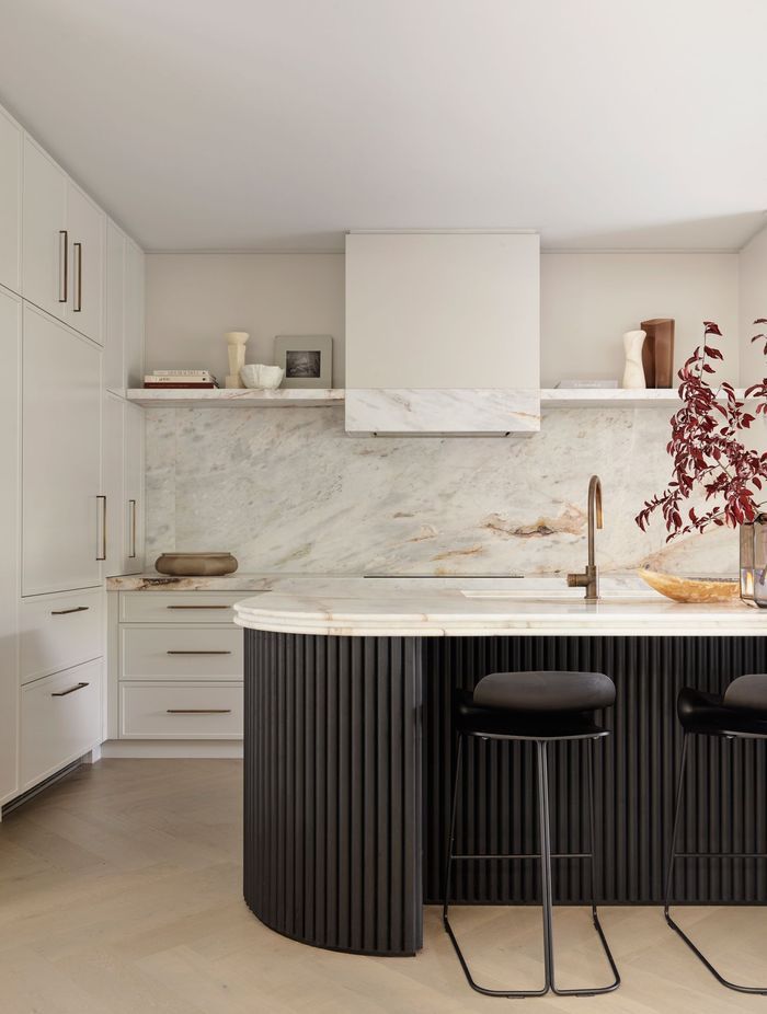 First Blush by Smac Studio and Van Rooijen Meyers Architects | Construction by Airth Building | Styling by Clare Delmar | Photography by Anson Smart