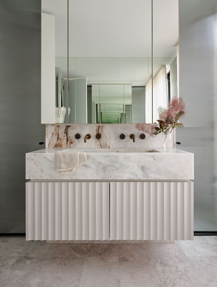 First Blush by Smac Studio and Van Rooijen Meyers Architects | Construction by Airth Building | Styling by Clare Delmar | Photography by Anson Smart