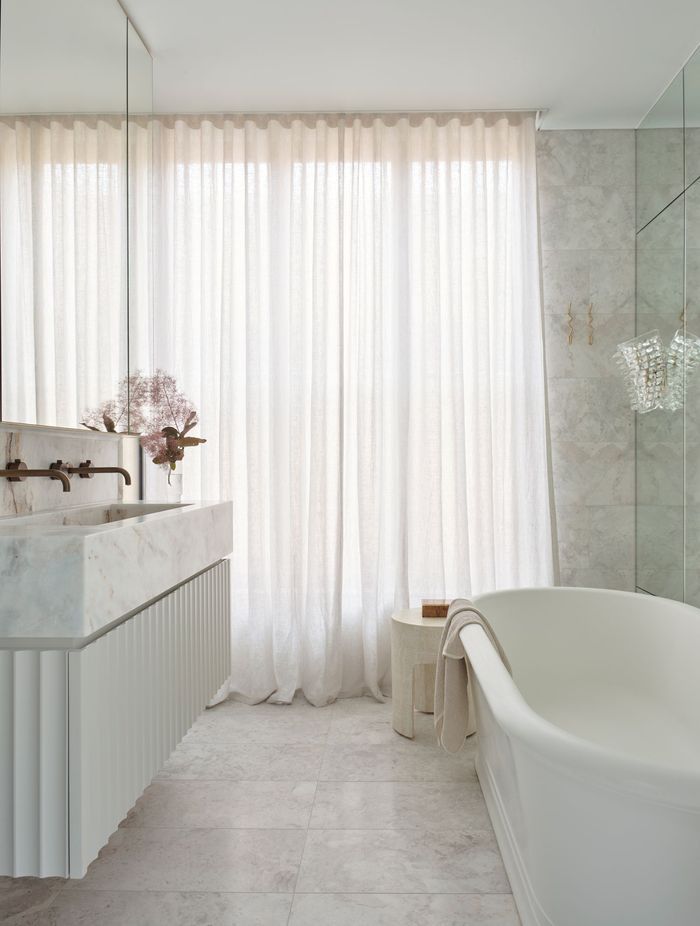 First Blush by Smac Studio and Van Rooijen Meyers Architects | Construction by Airth Building | Styling by Clare Delmar | Photography by Anson Smart