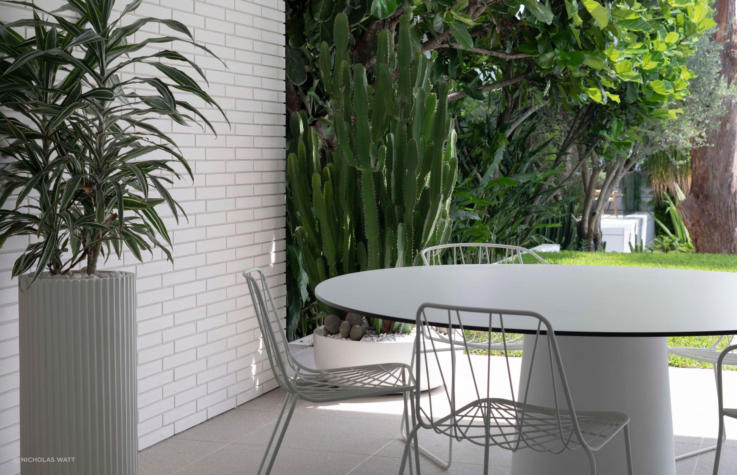 573522905bd7-neutral-compositions-blog-landscape-2-5db065.png