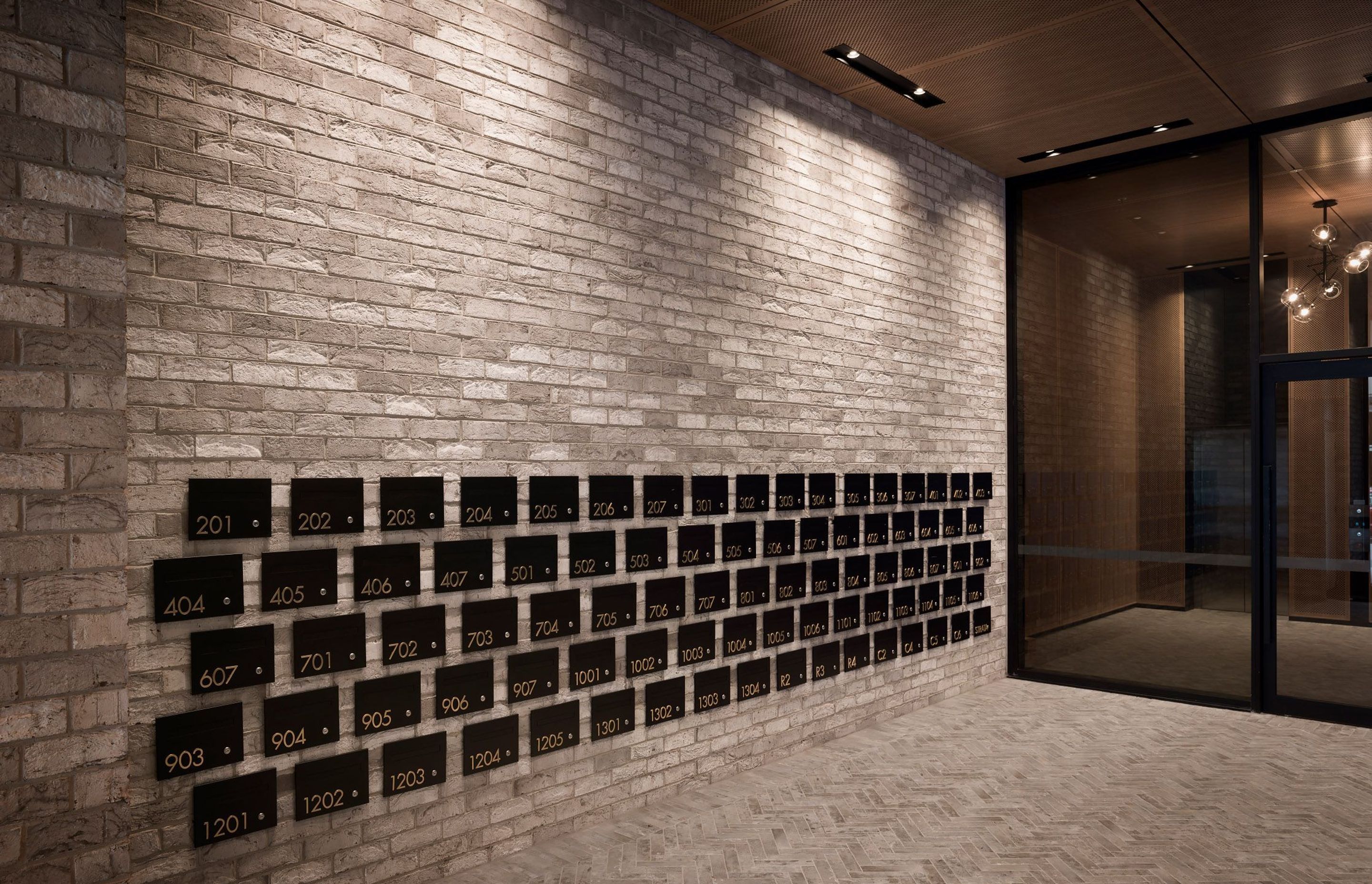 Whitton Lane by DJRD Architects in association with JCB Architects and Hutchinson | Photography by Luke Butterly