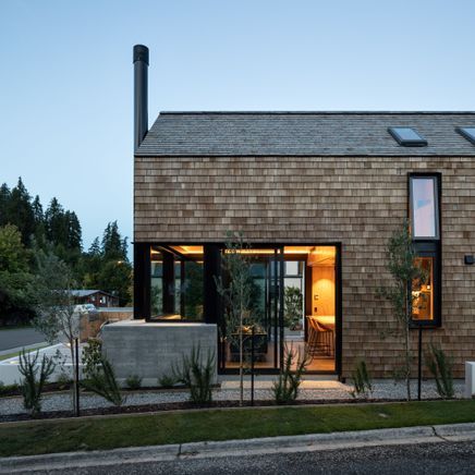 Head-to-toe cedar shingles for a delightful Wanaka family home