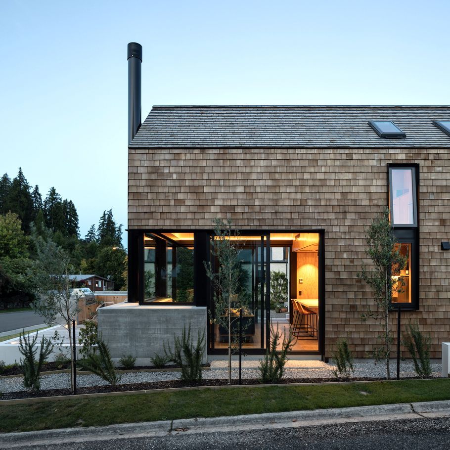 Head-to-toe cedar shingles for a delightful Wanaka family home