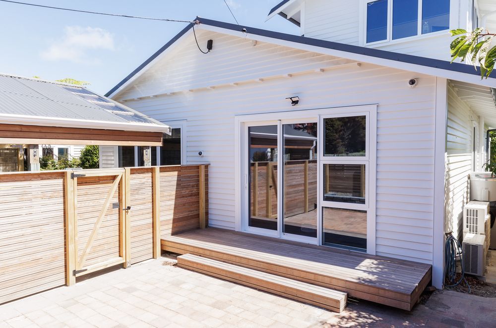 “The exterior required remediation work to the cladding, roof flashings and detailing around the windows, along with a full replacement of all exterior joinery.”
