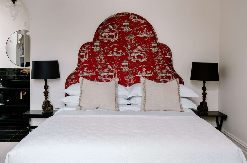 Moss Manor's Ruby suite.