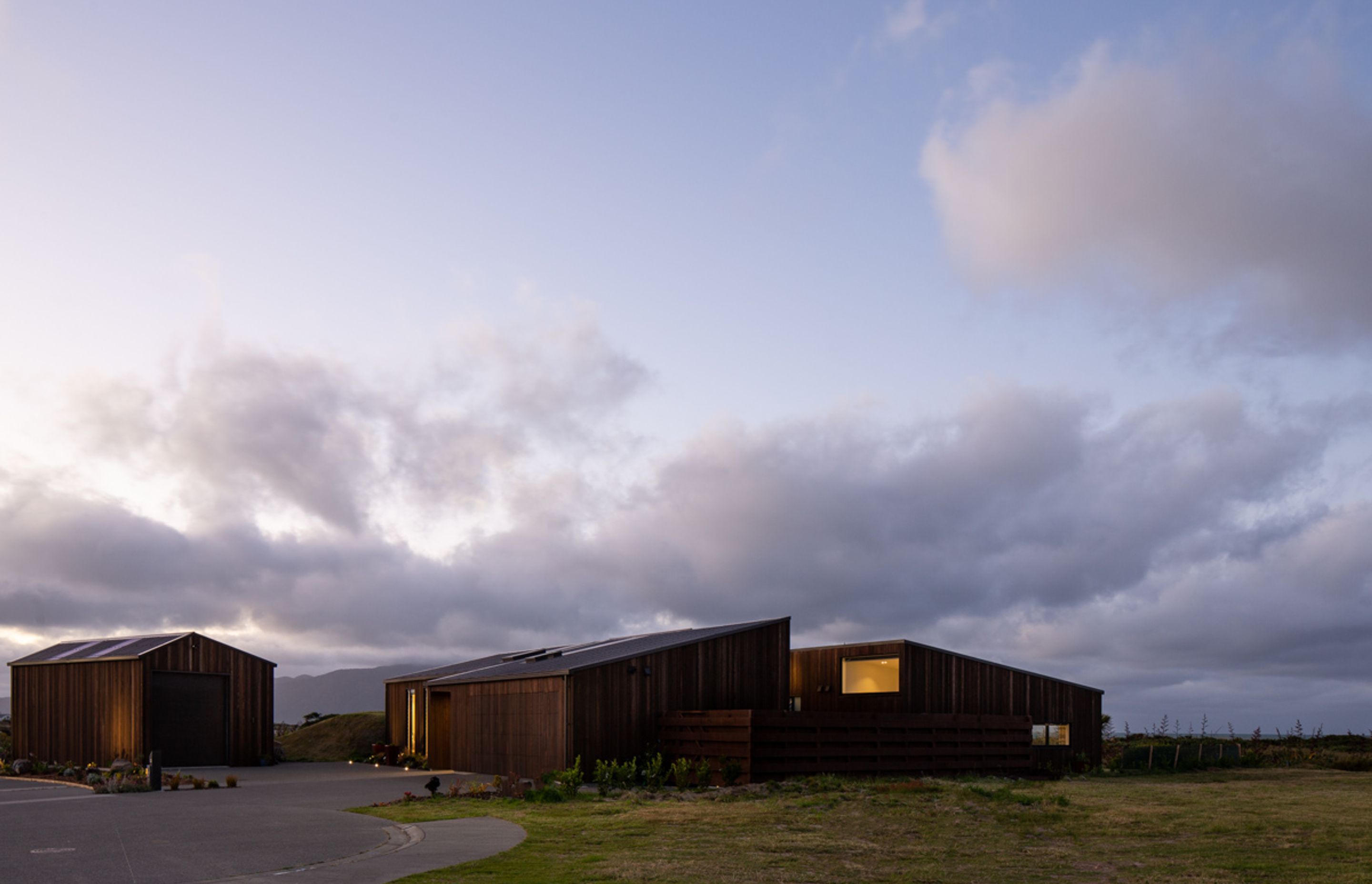 Takahē House: how a piece of driftwood inspired a seaside architectural marvel