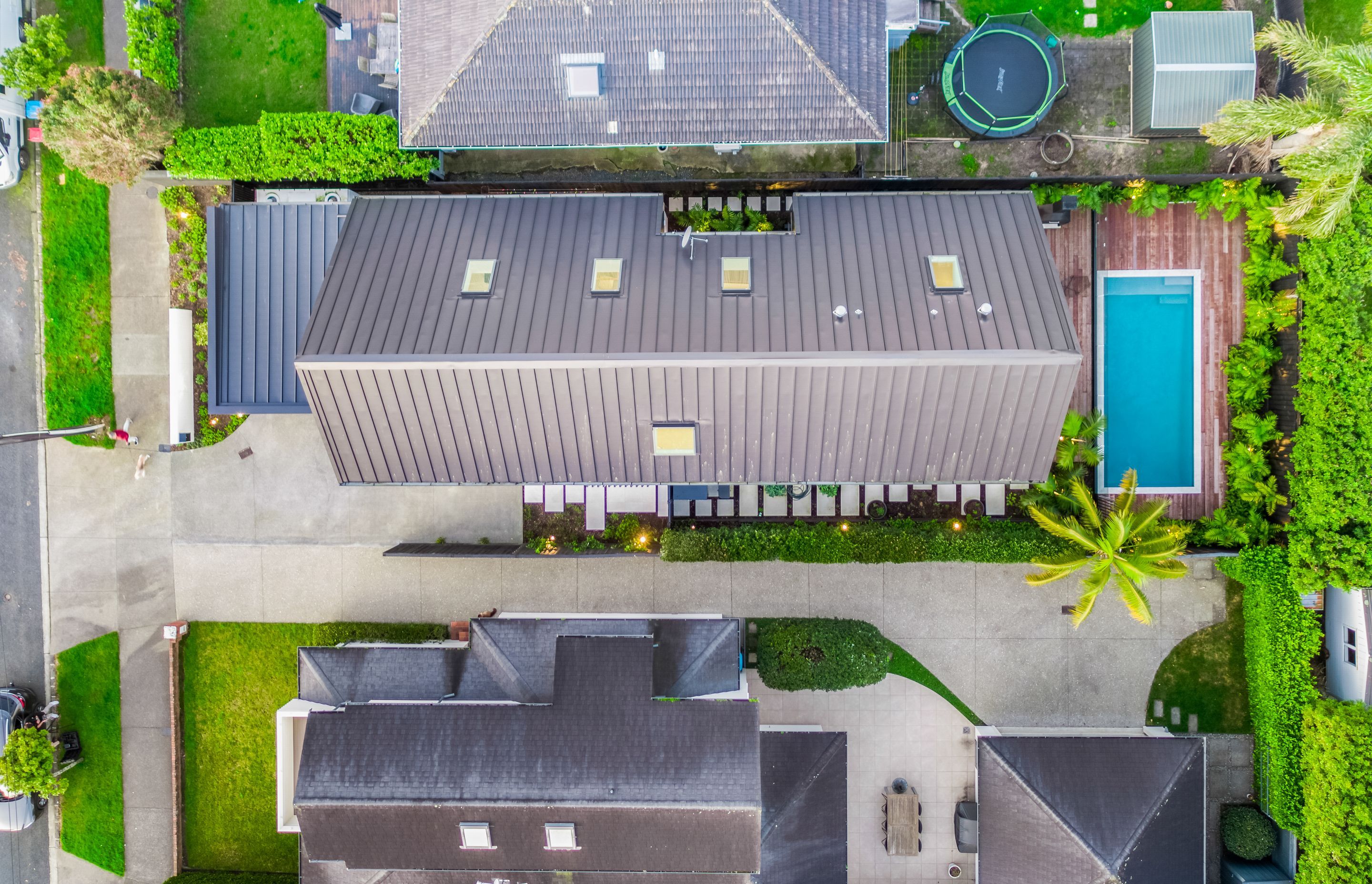 A bird's eye view: the cut-out on the eastern side of the roof cleverly allows increased light into the adjacent rooms, both upstairs and downstairs.
