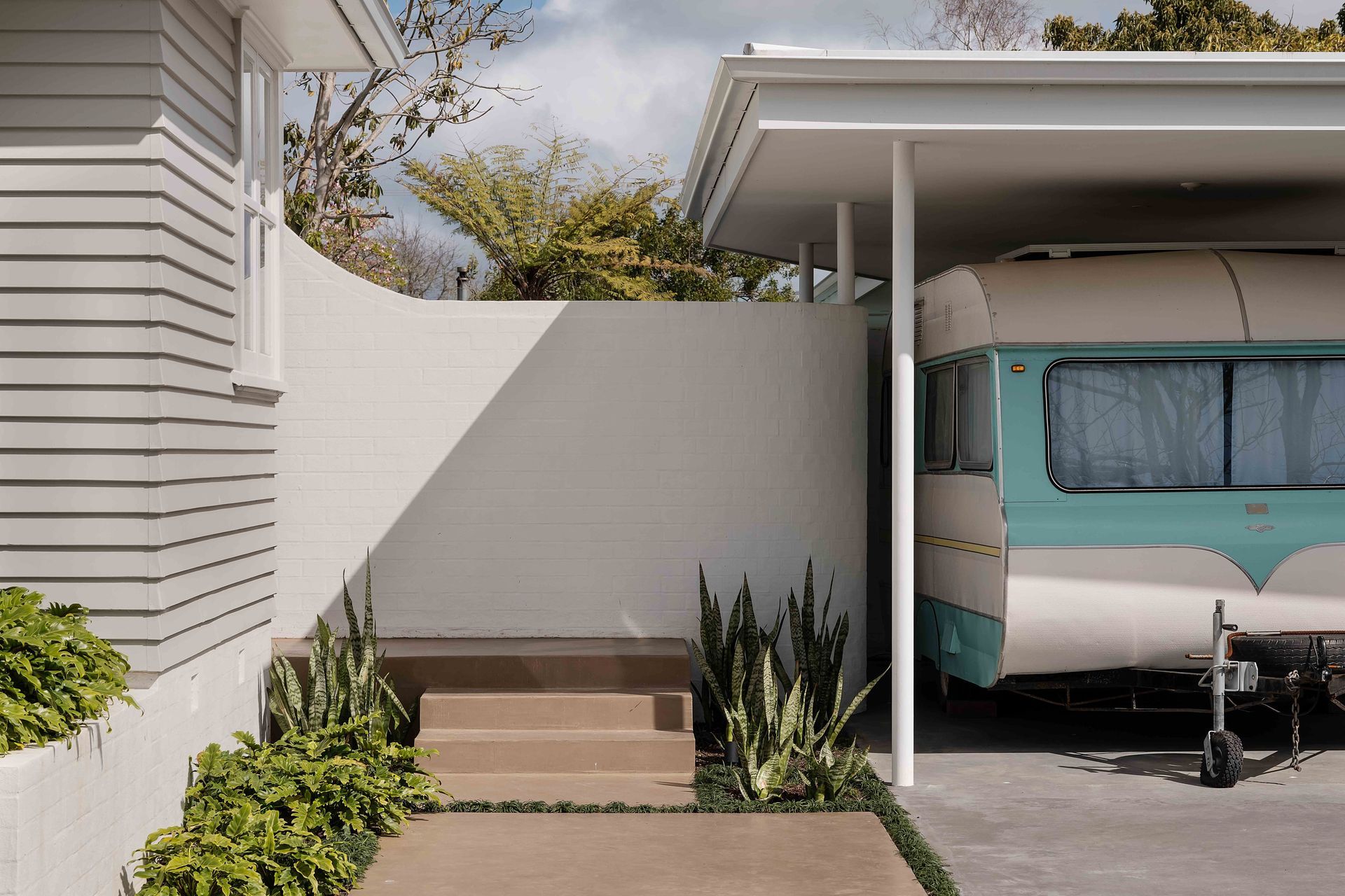 The carport was built to look like it's floating.