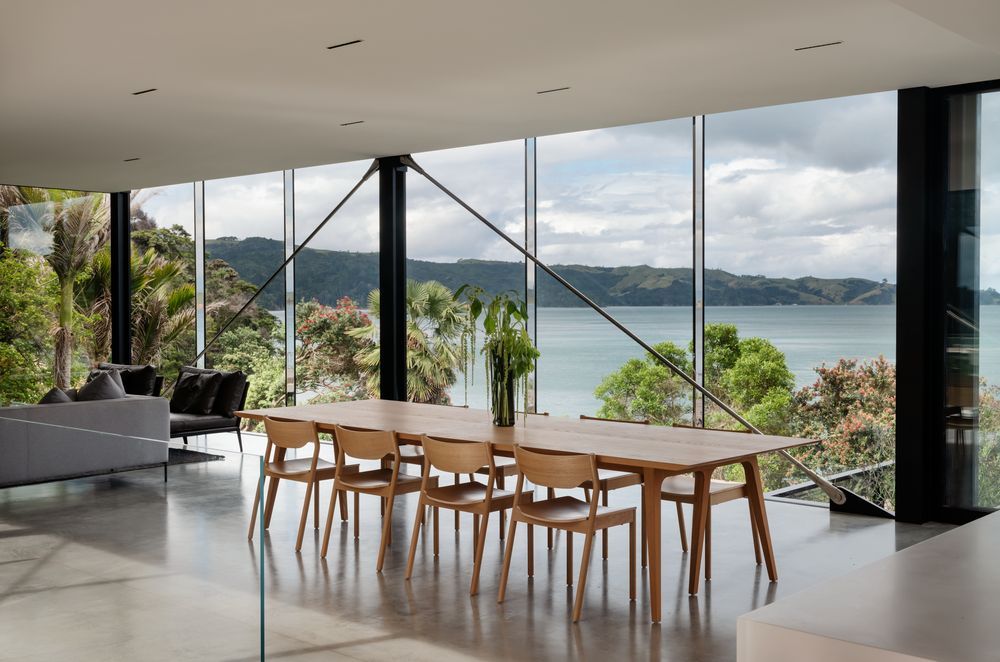 Tension cables are a visible part of the structure. “That's because of the cantilever, so it was quite an elegant design by the engineer George Downey of Downey Design Construction,” says Daniel. “It’s almost like a suspension bridge.”
