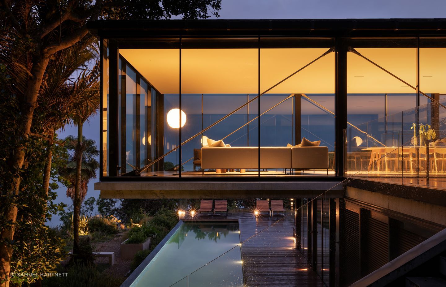 The cantilever approach to fitting in a pool informed the design of the home. One of the family’s children was a competitive swimmer.
