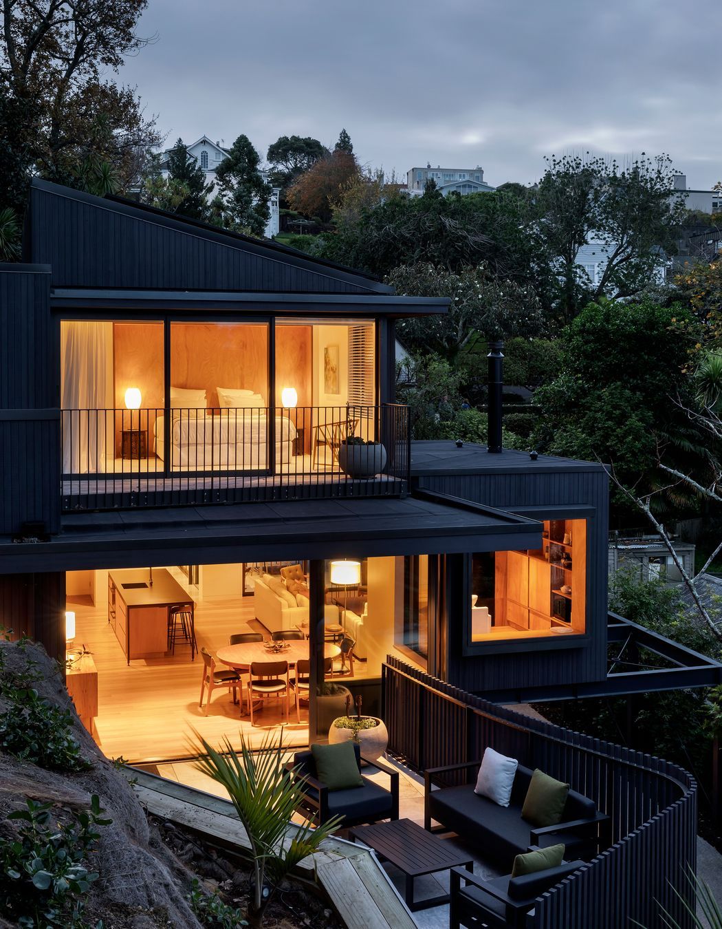 “There was a balance between capturing views and connecting with nature while maintaining privacy and making sure the house wasn't too transparent,” says Hamish.