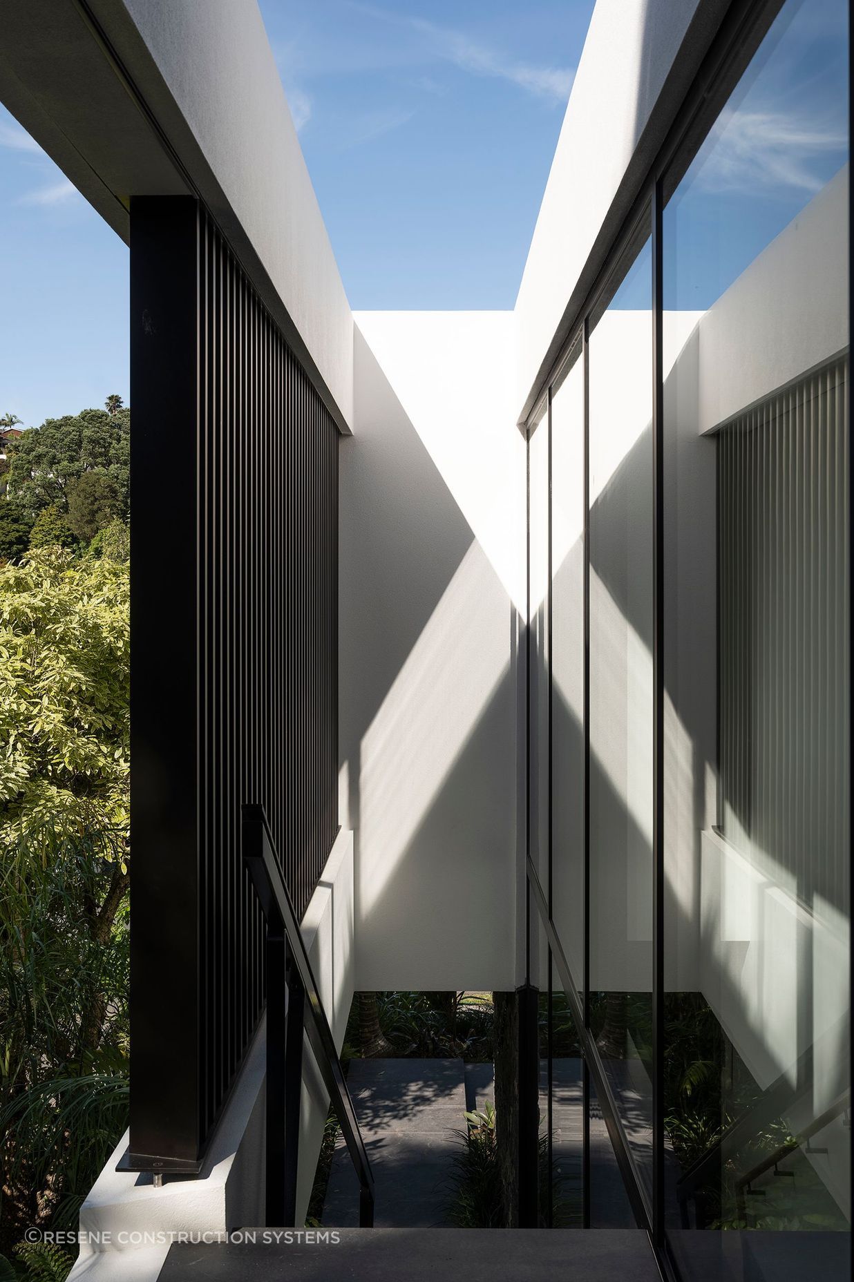 The cladding detailing in the tall stairwells was another challenging moment for the installation team.