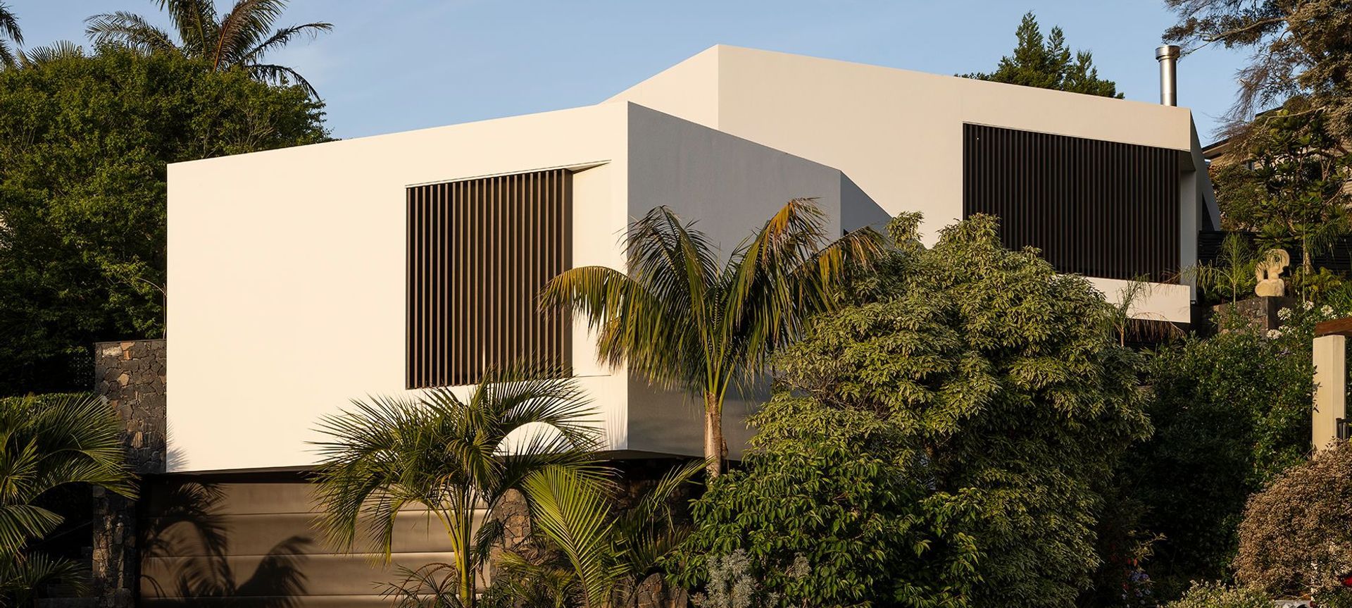 Designed by Young + Richards and built by QBS IT, this Orakei, Auckland masterpiece was a finalist in the 2025 Home of the Year awards and won the Reader’s Choice award.