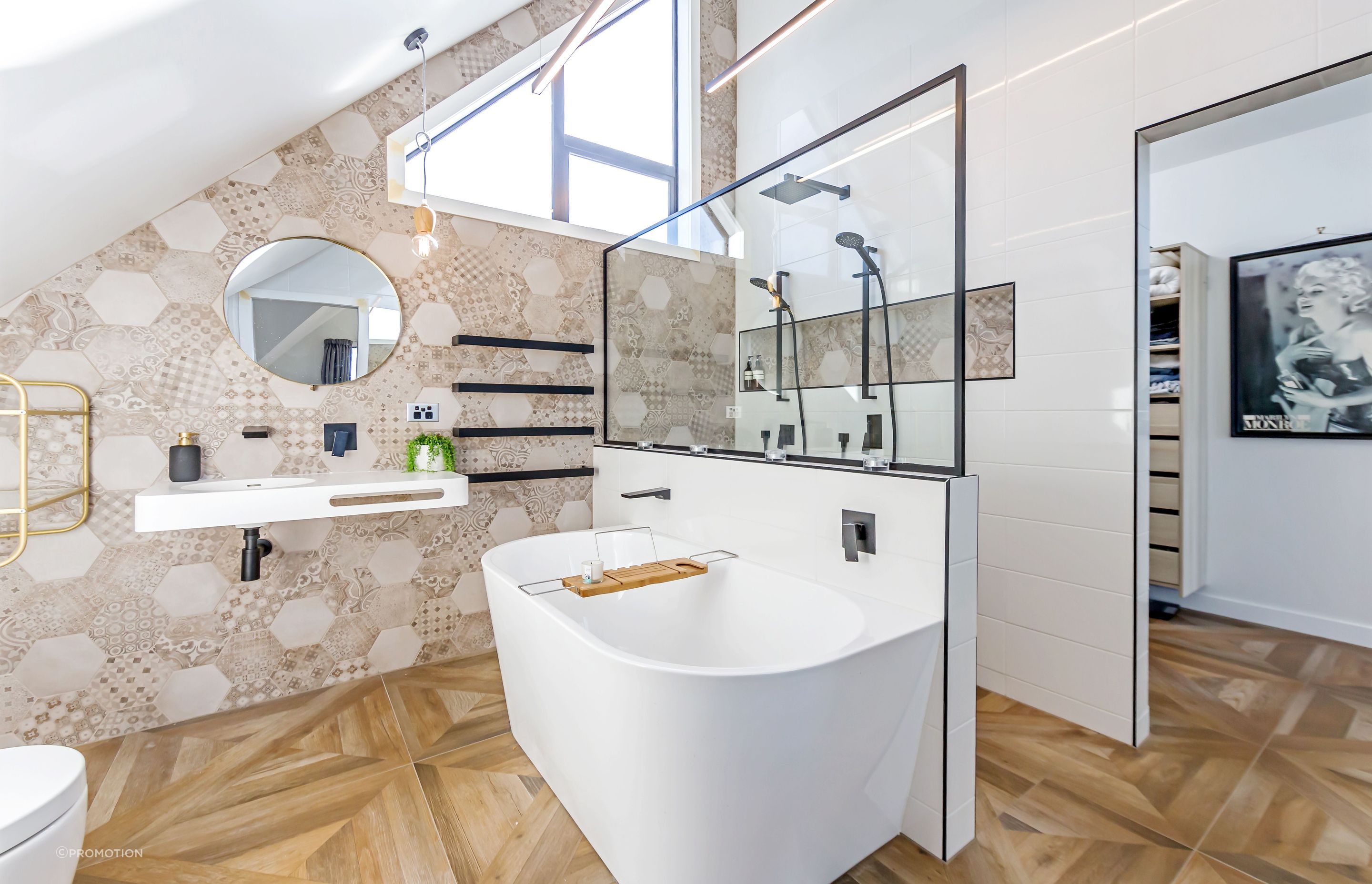 The master bath is the room Tony is most proud of, with an easy flow to wardrobe and bedroom without the need for a door. “It’s probably one of the best bathrooms I've seen in a long time. We didn't finalise the design until the last minute.”