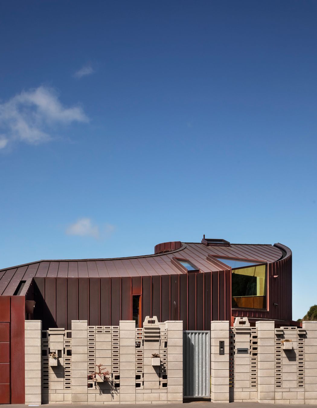 The new-build home in Lyttelton is completely clad in copper. “We worked with The Architectural Roofing Company in Christchurch to come up with detailing and ways to make that work,” says Brad Bonnington of Bull O’Sullivan Architecture.