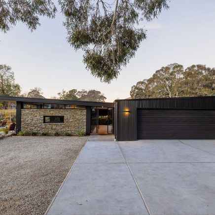 Collaborative design for contemporary country style