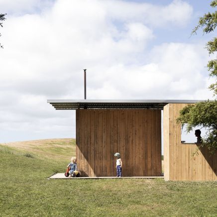 What is a tiny house? An ultimate guide for small homes