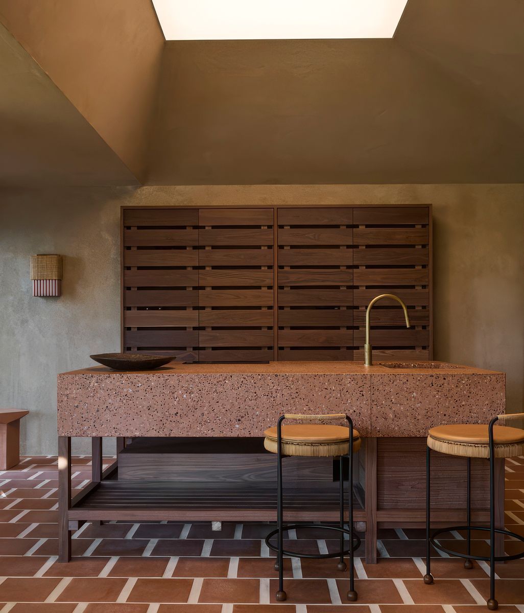 Building & Renovating, People & Practice