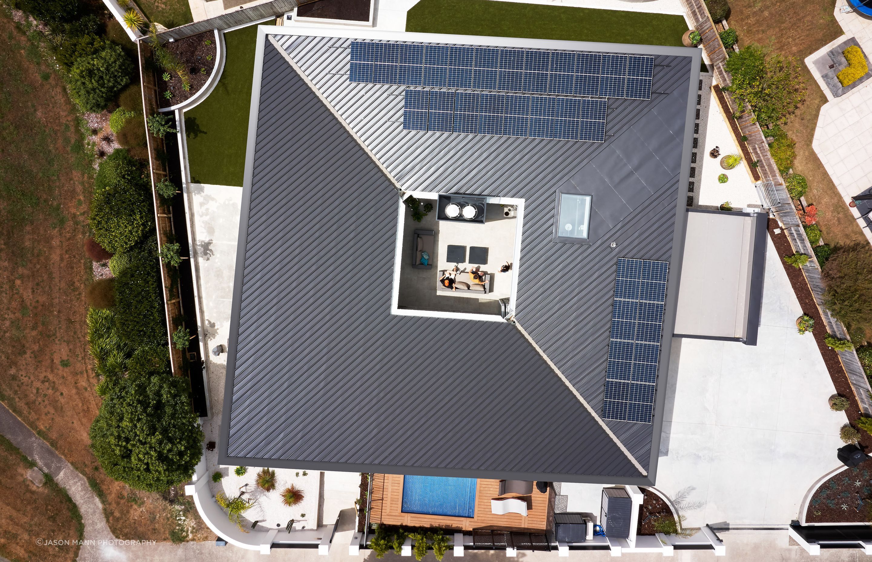 The project was dubbed Hole in One, for obvious reasons, and because it is next to a golf course. The site is across the road from the homeowners’ old house. “They knew and loved the area in many ways,” says Nick. “It's in one of the nicer areas of Palmerston North.”