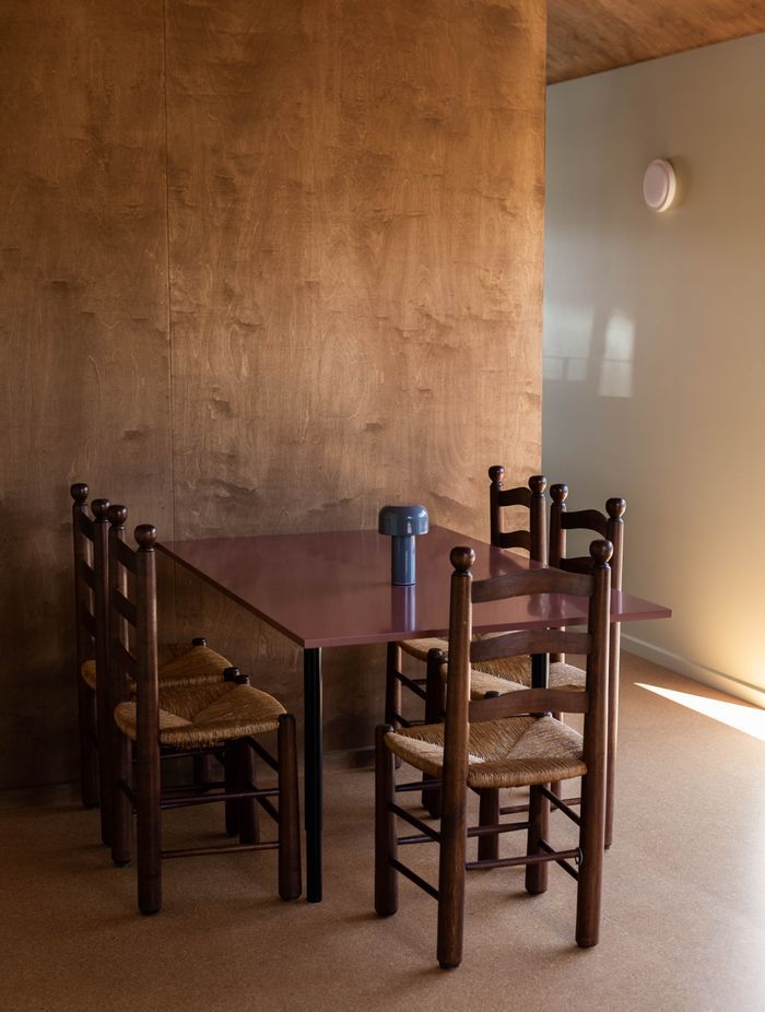 Built-in furniture is finished with lacquer, using colour as a material.