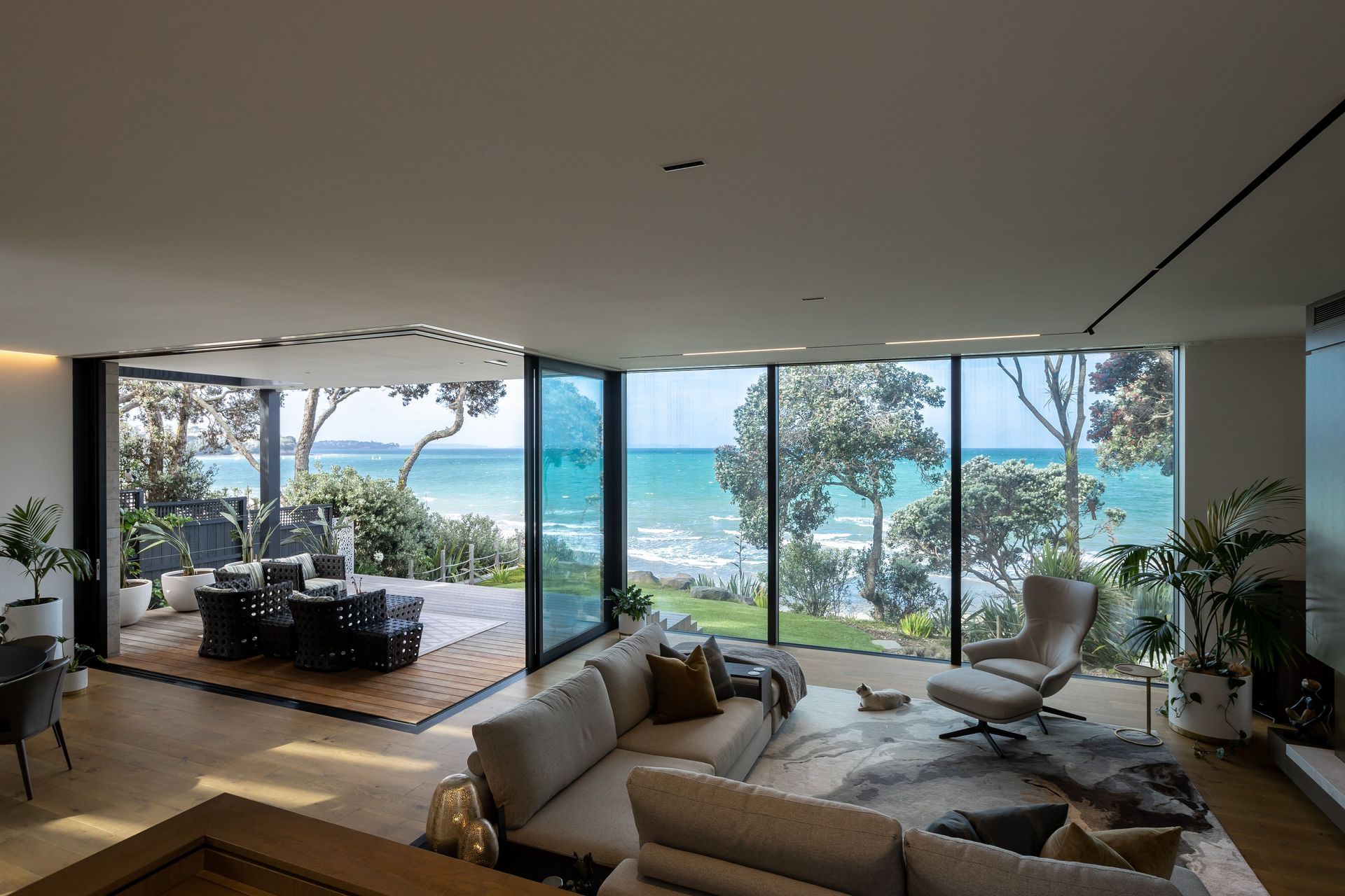 The residence maximises the site's ocean views.