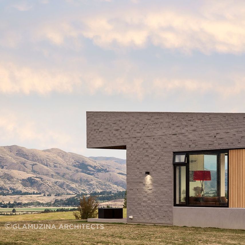 LAKE-HAWEA-COURTYARD-HOME-EXTERIOR.jpg