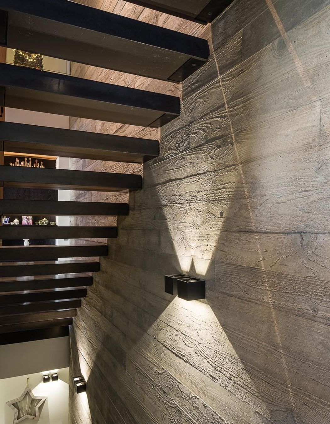 A dramatic in-situ concrete house on the side of a volcano