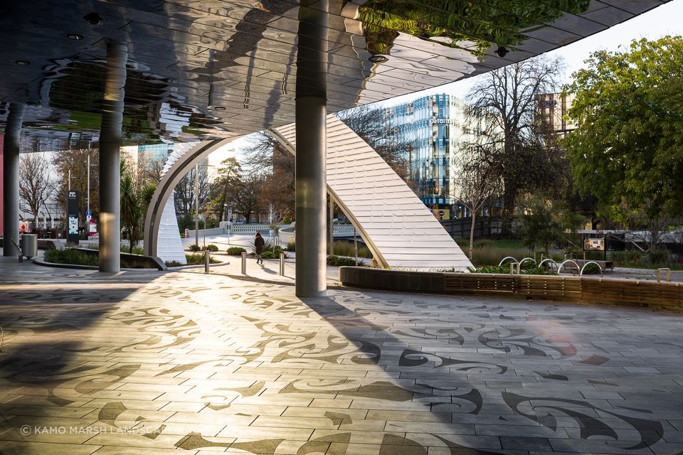 Designed by Fayne Robinson, the kōwhaiwhai pattern is most prominent at the entry of the building.