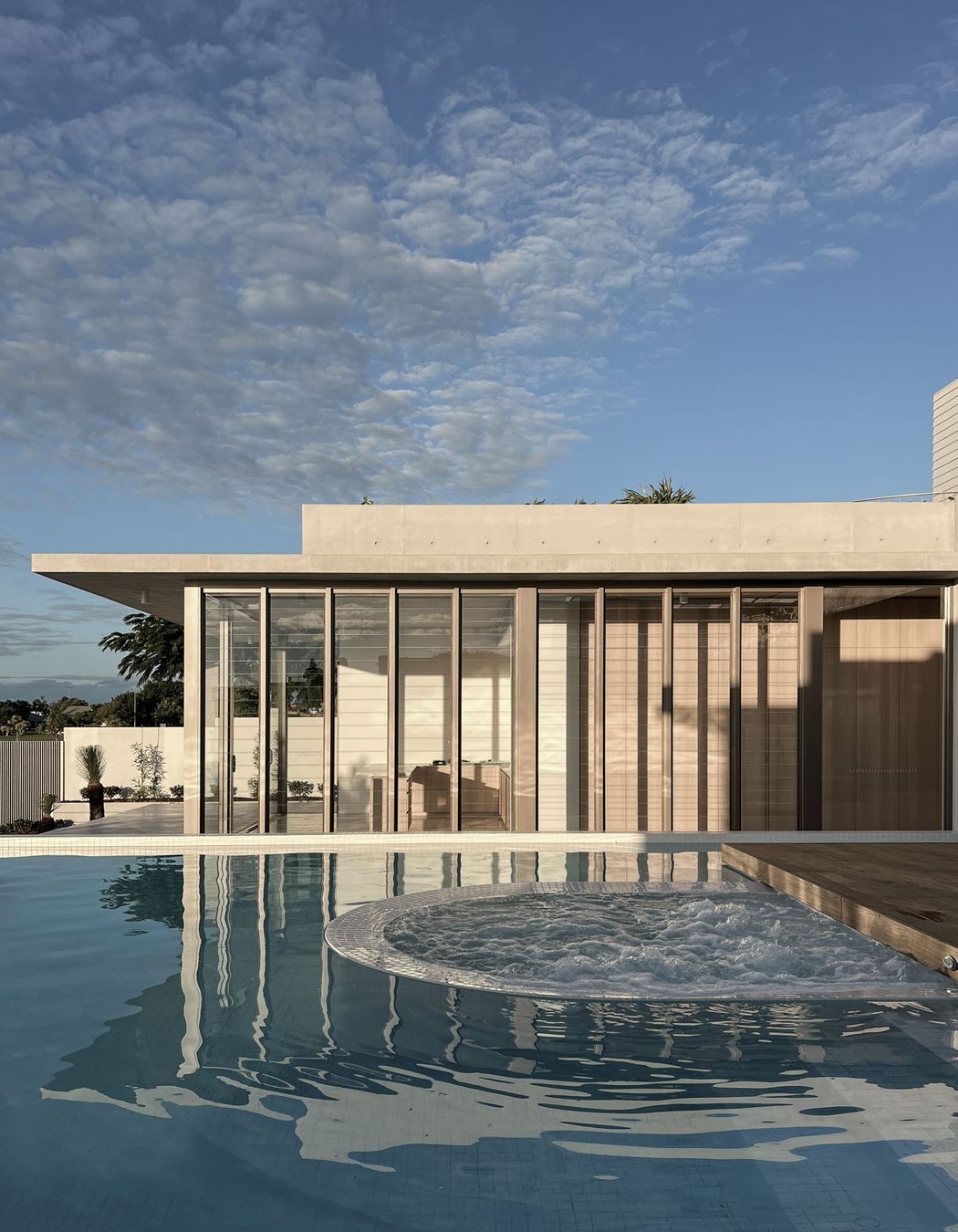 Louvred glazing compliments the glazing suites from AWS.