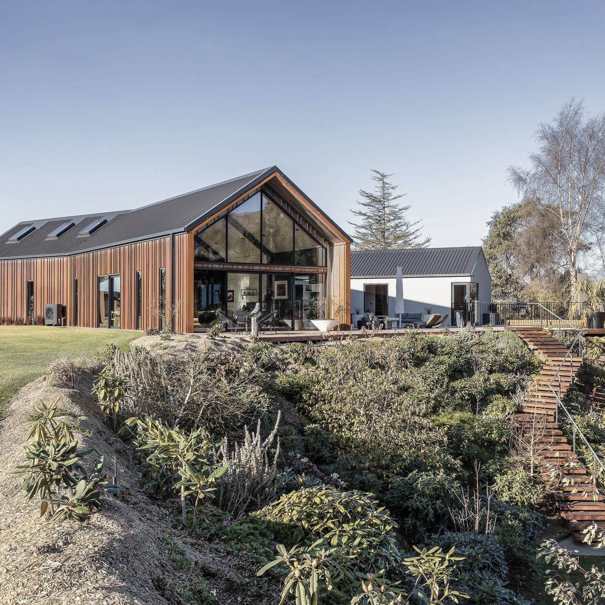 A waterside haven with mountain views made for family living