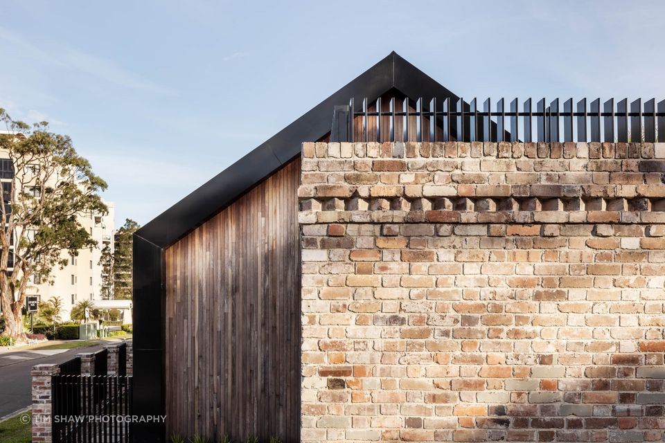 Recycled brick, a strong medium in the design.