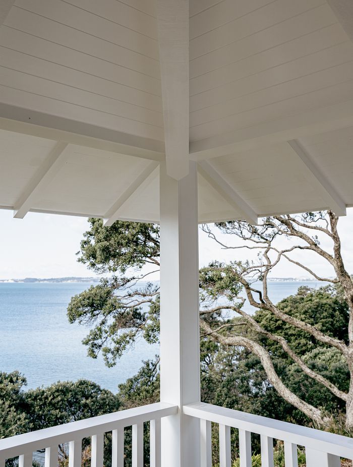 Even the detailing on the underside of the top floor balcony is complex.