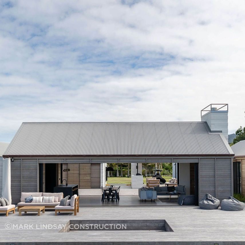 Point-Wells-House-Mark-Lindsay-Construction-Deck.jpg
