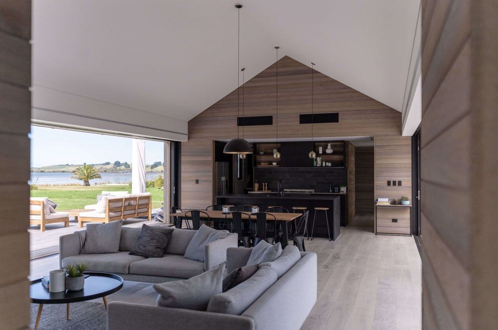 Point-Wells-House-Mark-Lindsay-Construction-Outdoor-Living-02.jpg