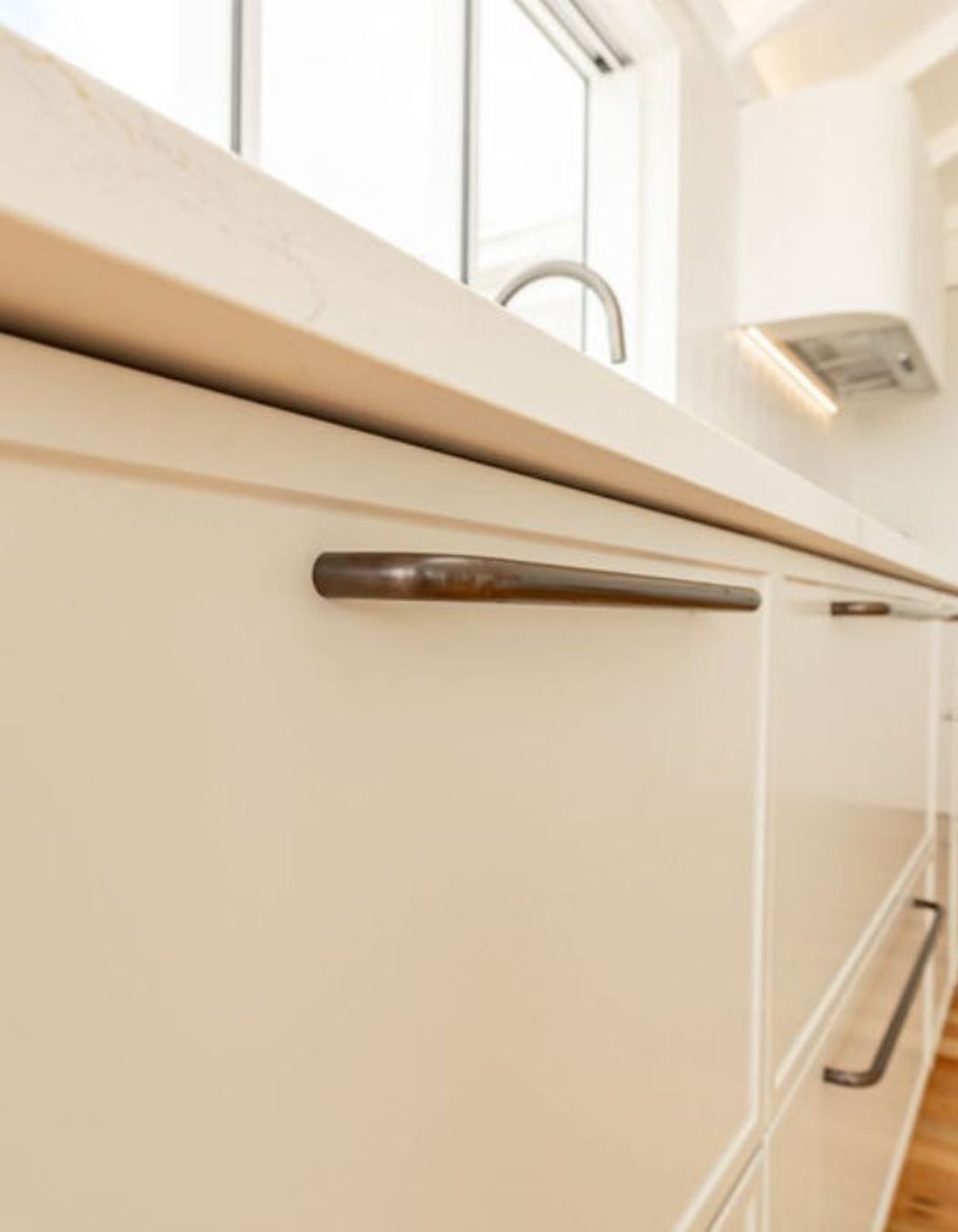 The design embraces current trends, particularly the resurgence of curves and organic shapes, but ensures that these elements are executed in a way that will stand the test of time.