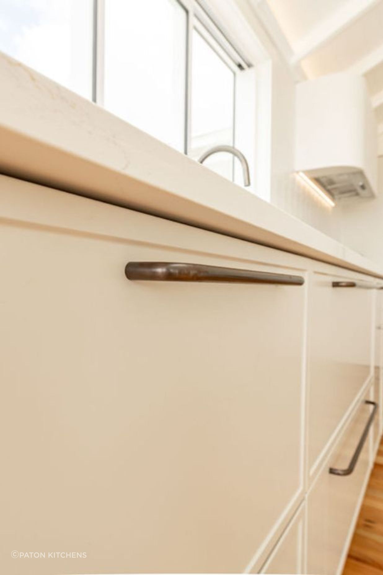 The design embraces current trends, particularly the resurgence of curves and organic shapes, but ensures that these elements are executed in a way that will stand the test of time.
