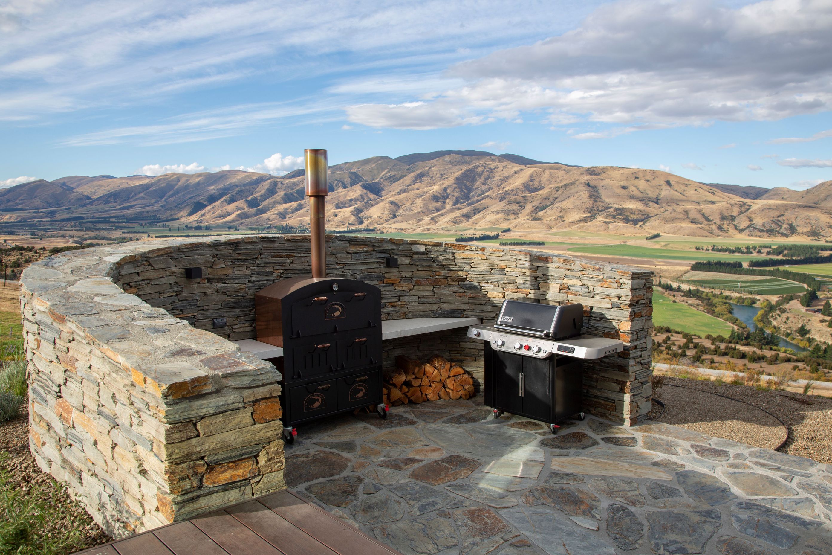 Schist is a naturally occurring material in the area and was used extensively in the outdoor spaces, with the colours reflected on the interior.