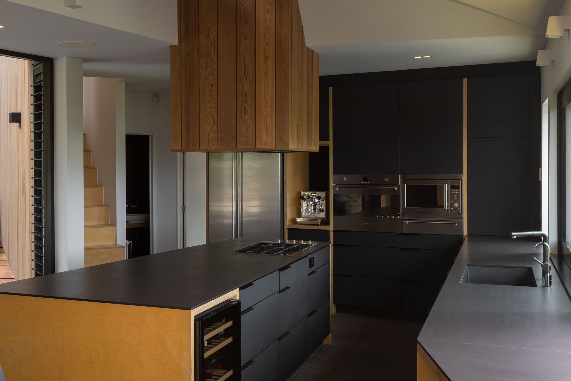 The interior palette reflects the exterior to create harmony between the two.