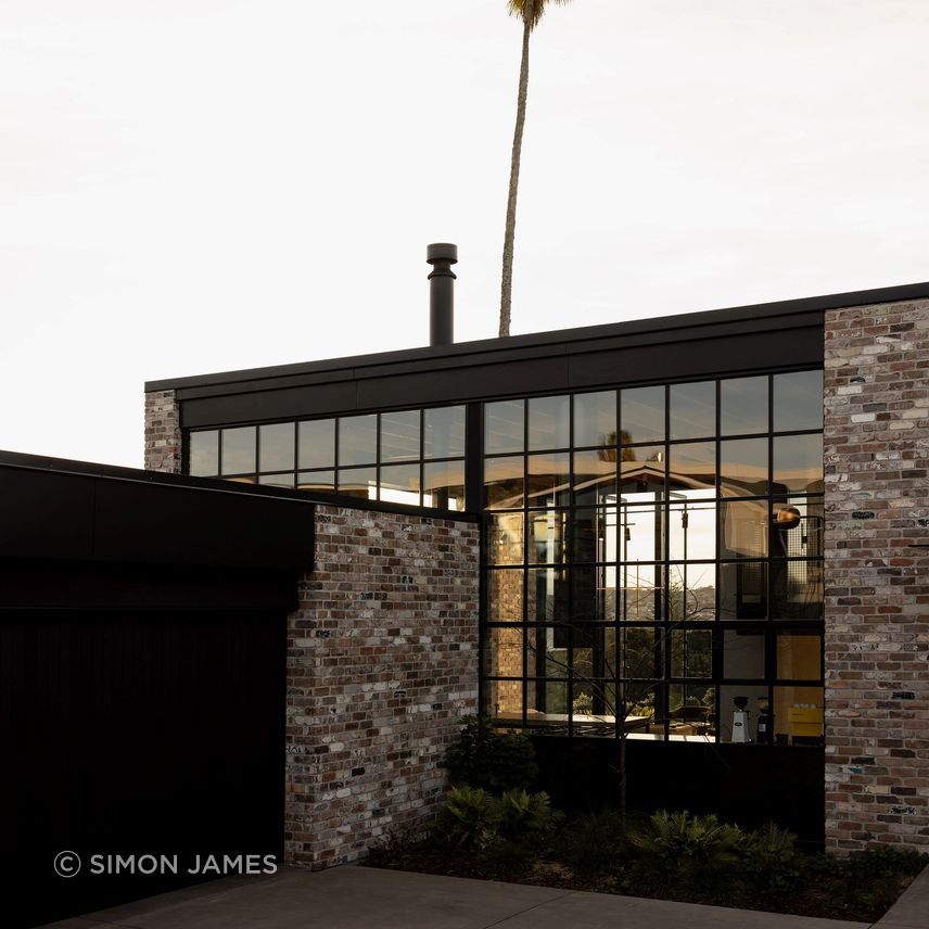 RED-BEACH-HOUSE-VIEWS-EXTERIOR.jpg
