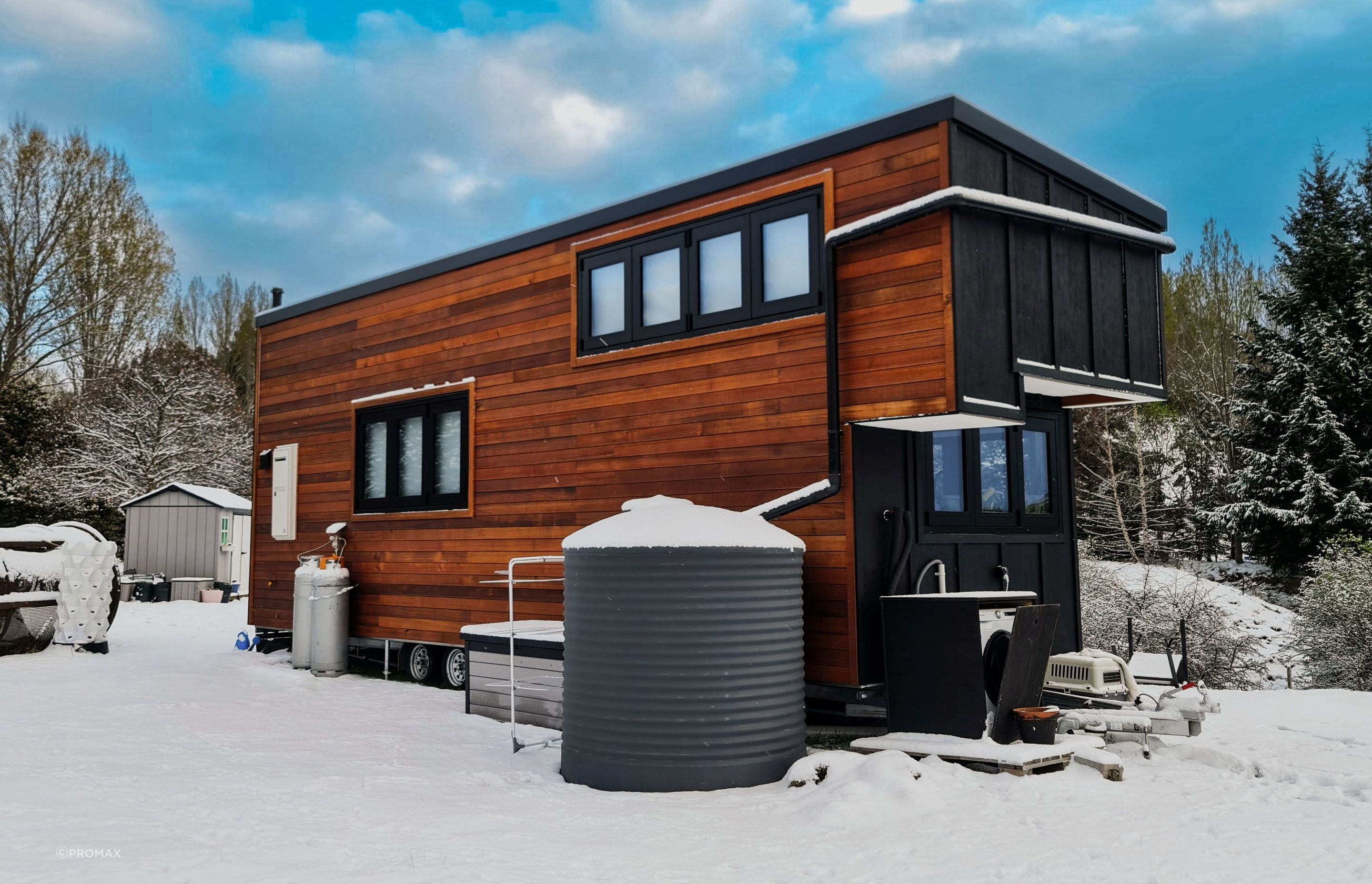 The Promax 3,000 litre ENDURO water tank fitted here is one of the many great solutions to utilities in this cosy and stylish tiny home in Central Otago