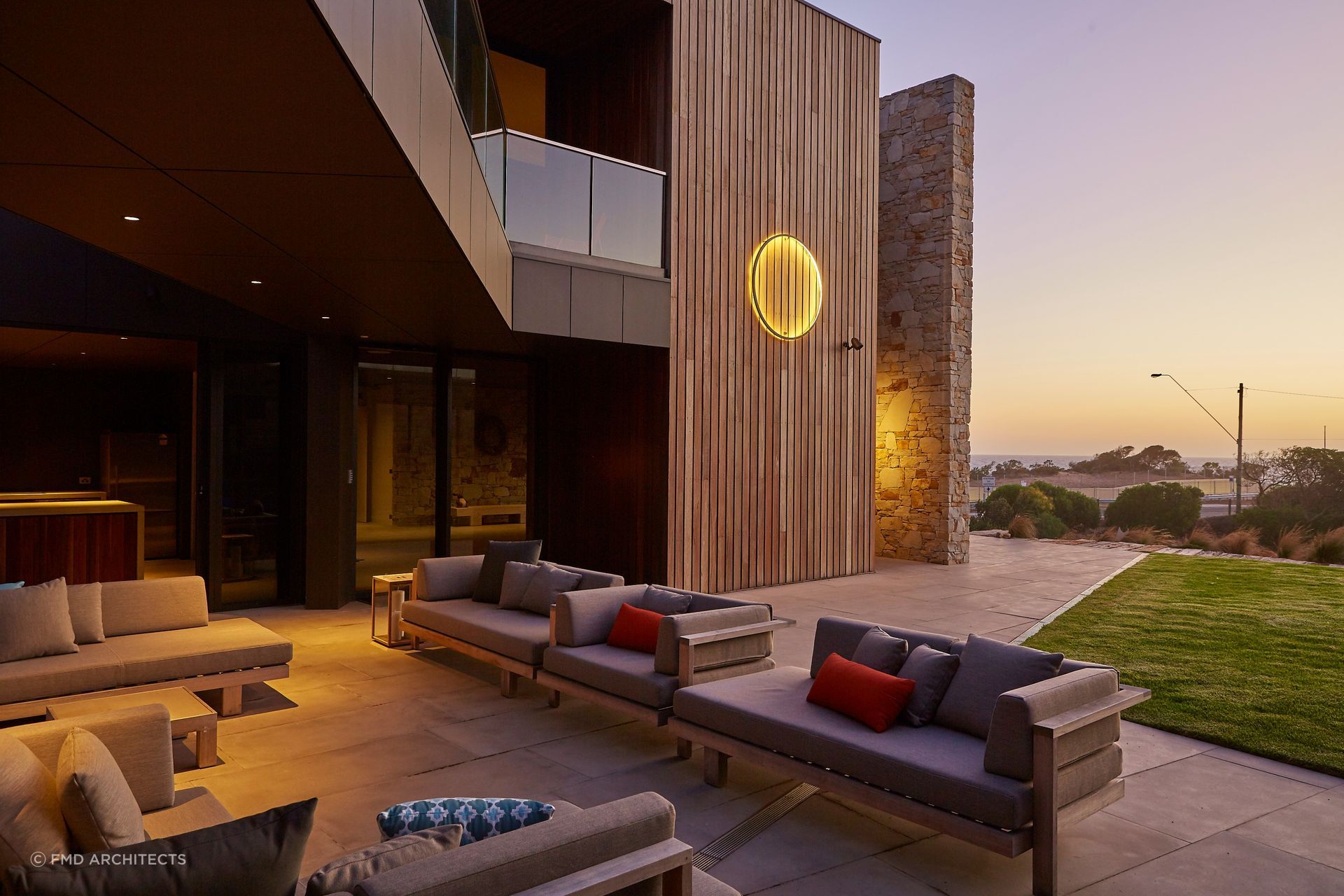 Ocean Residence by FMD Architects | Photography: Derek Swalwell, Fraser Marsden - the perfect outdoor room for a spot of evening relaxation