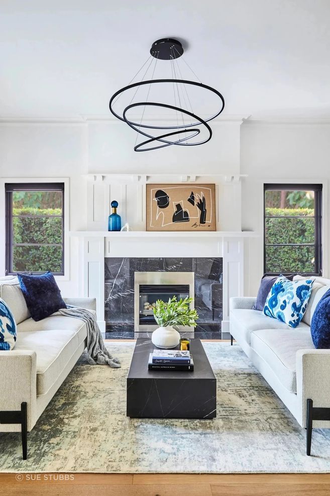 imgi3modernised-federation-home-mosman-lounge-room-with-blue.jpg