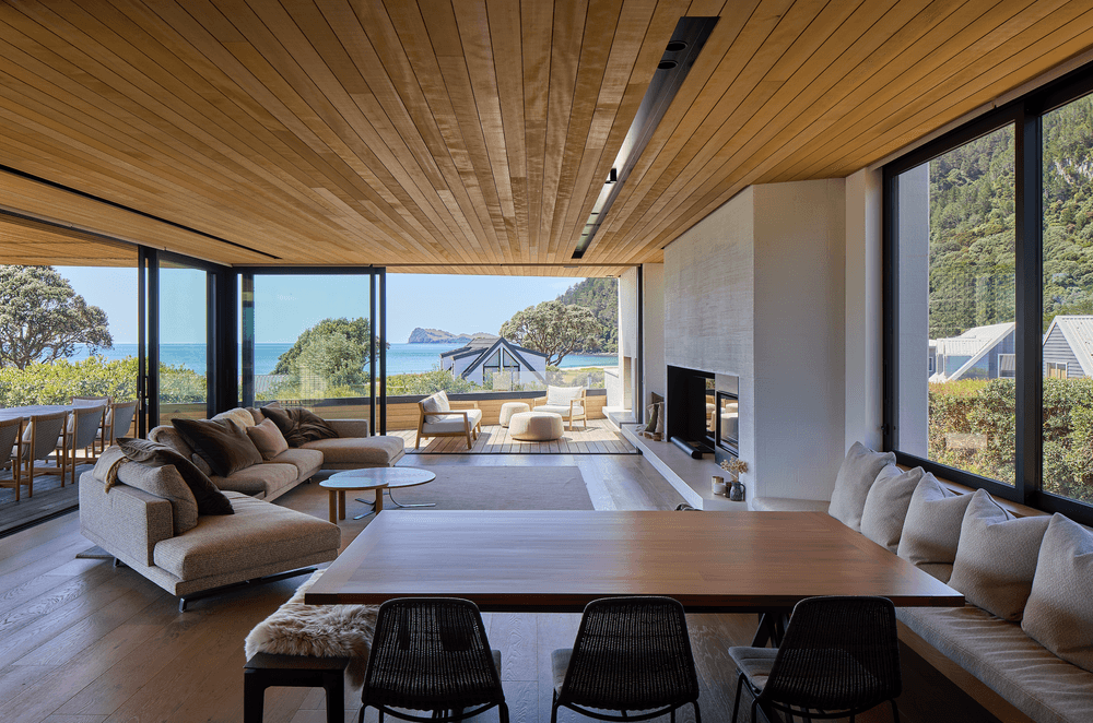 The timber’s direction leads the eye towards the view.