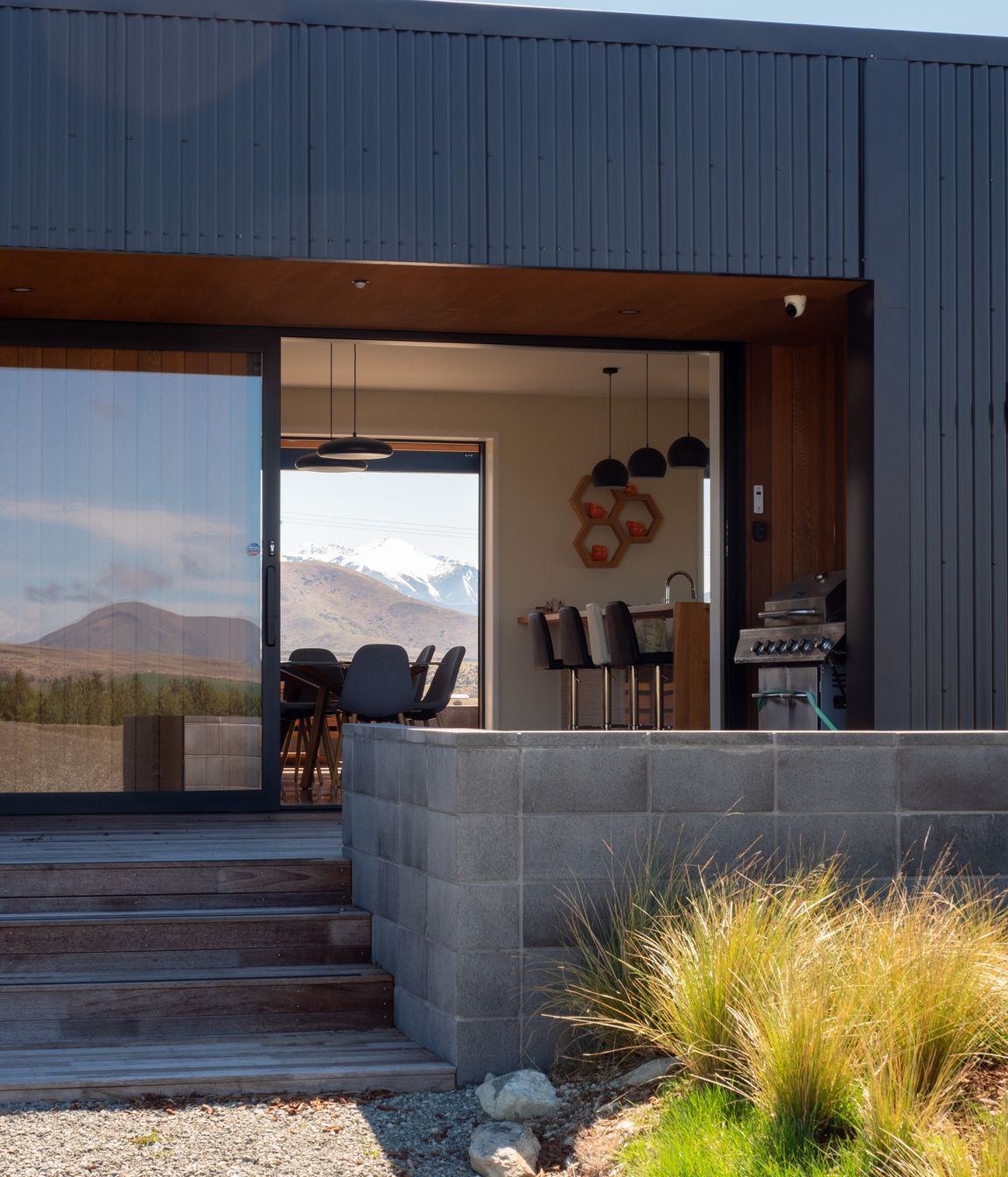 Landscaping choices were very much client-lead says Beth. “They were very clear about what they wanted: durable and low maintenance.” The site is between Twizel and Ben Ōhau Ranges, and is adjacent to one of the hydro canals.