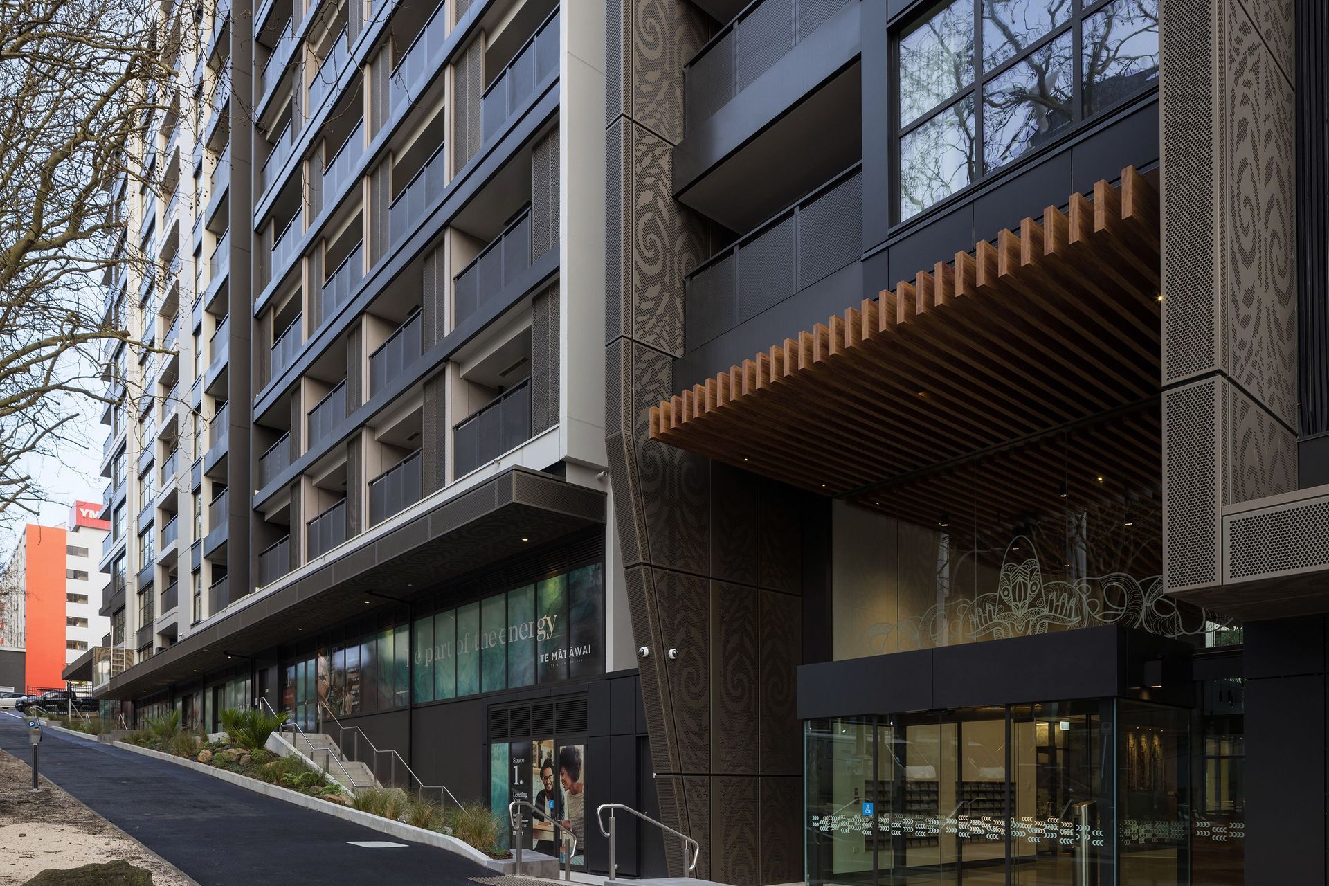 One of the two entrance / lobby spaces into Te Mātāwai provides a warm and welcoming entry for residents.