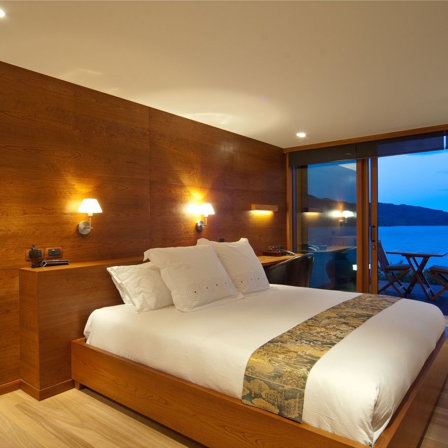 5 creative ways to light up your bedroom