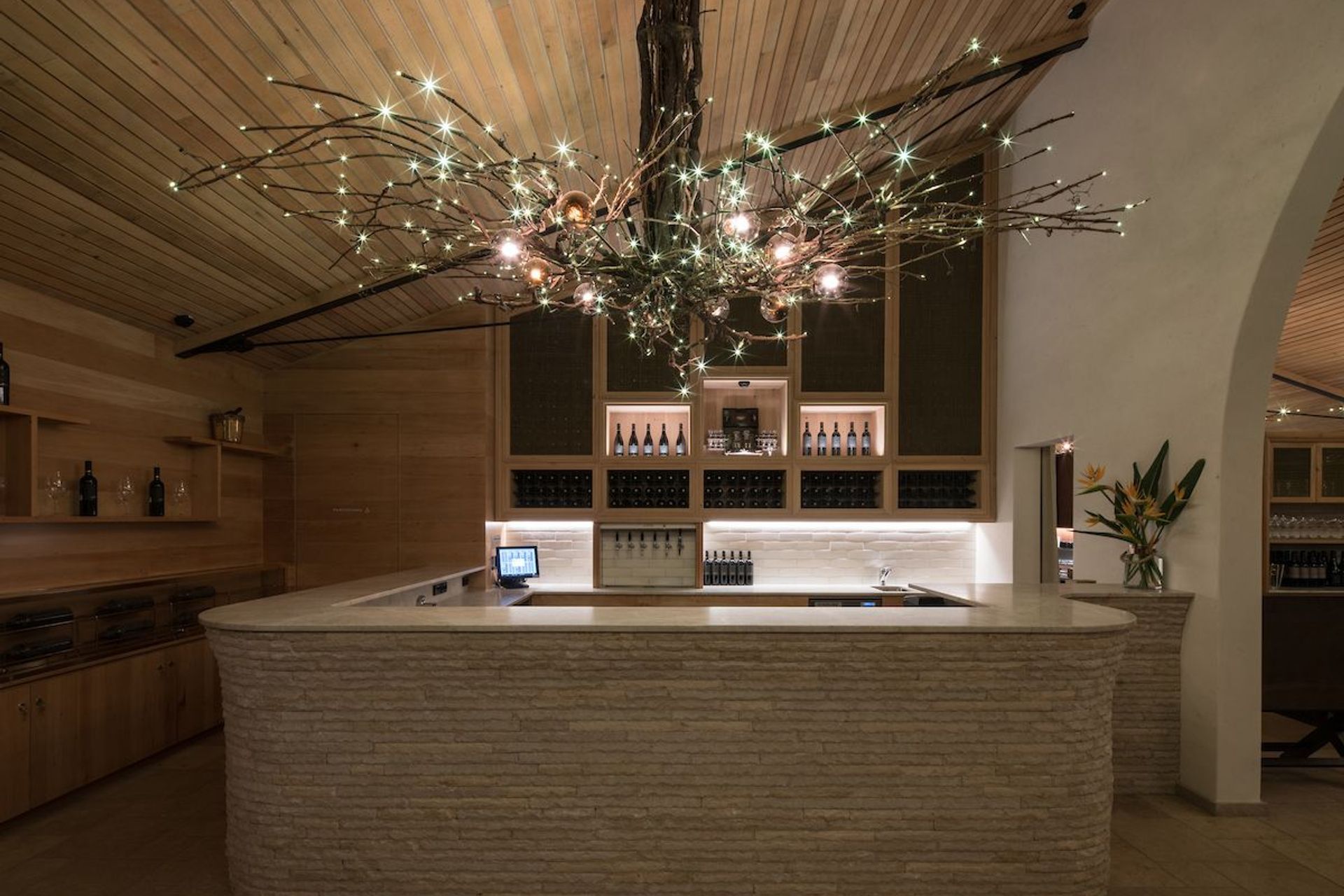 Tantalus Estate, Waiheke Island. Crafted from salvaged vines from the surrounding vineyards, these lights create a harmony between surround and interior.