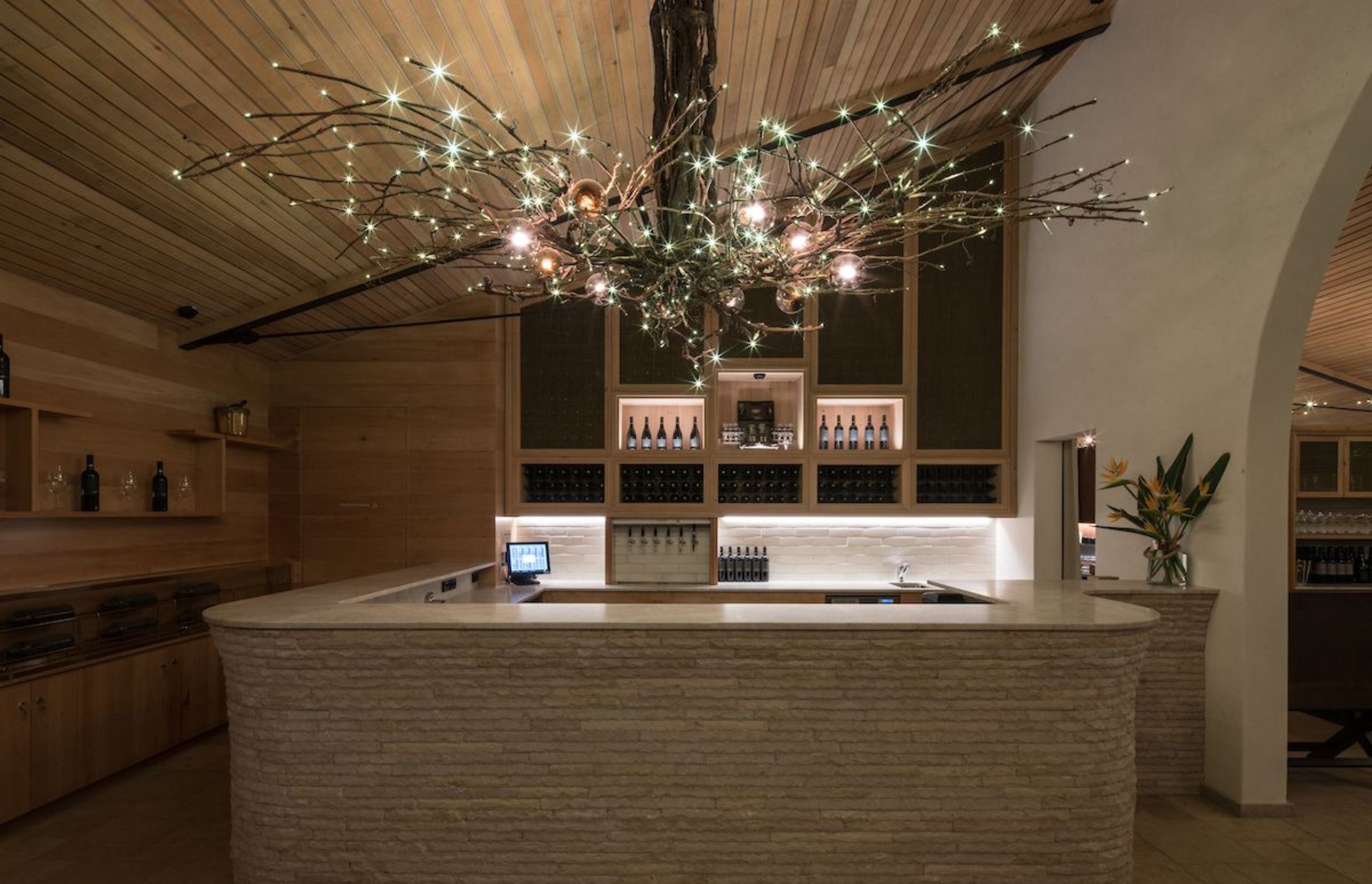 Tantalus Estate, Waiheke Island. Crafted from salvaged vines from the surrounding vineyards, these lights create a harmony between surround and interior.